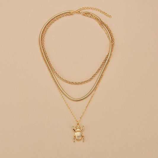 Retro Fashion Alloy Beetle Pendant Necklace Twist Snake Chain Multilayer Clavicle Chain Accessories