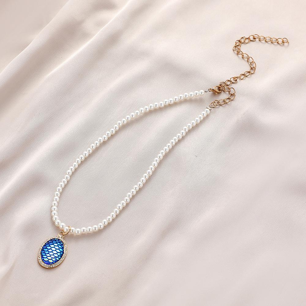 Sexy Retro Mermaid Scale Pendant Fashion Fashion Elegant Temperament Cold Pearl Necklace