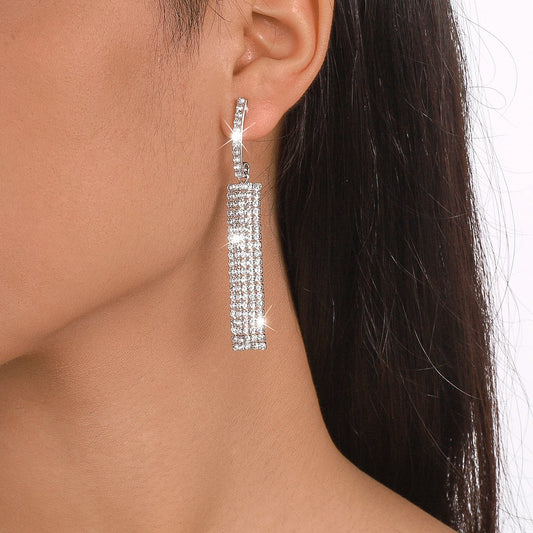 E185 Exaggerated Rhinestone Light Luxury Personality Earrings Temperament Long Earrings Cold Internet Celebrity Earrings Female